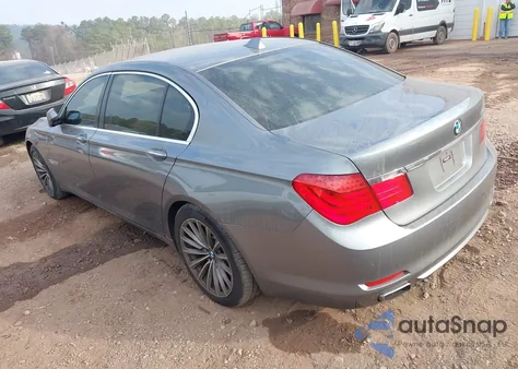 2012 BMW 740Li z USA, uszkodzony, nr VIN WBAKB4C56CC575673